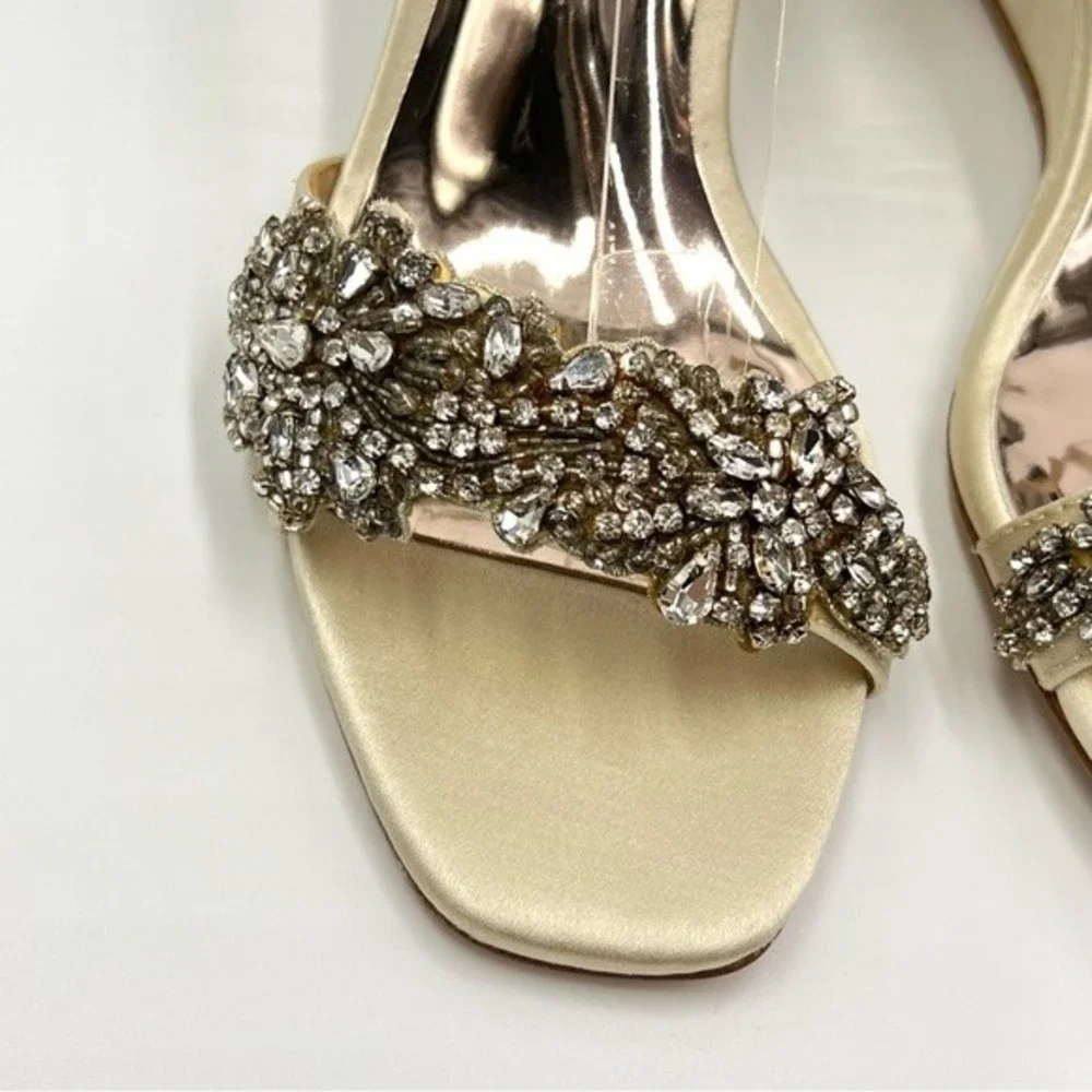 Badgley Mischka Size‎ 6 Aliyah Ivory Satin Jeweled Wedge Sandals Shoes Heels